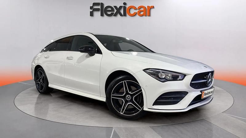 Usado Mercedes CLA250e Shooting Brake 218 CV (160 kW) 2021 Blanco Familiar