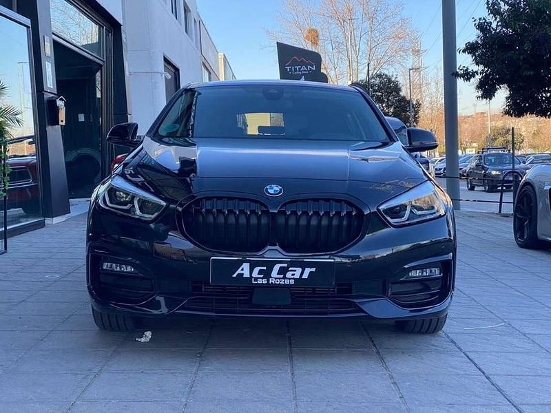 Usado BMW 116 Comfort Edition 116 CV (85 kW) 2020 Negro Utilitario