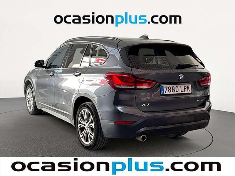 Usado BMW X1 136 CV (100 kW) 2021 Gris SUV