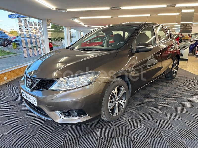 Usado Nissan Pulsar Acenta 110 CV (80 kW) 2015 Marrón Berlina