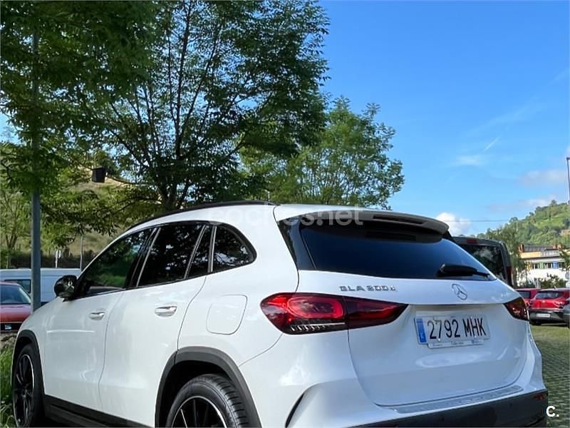 Usado Mercedes GLA200 150 CV (110 kW) 2023 Blanco SUV
