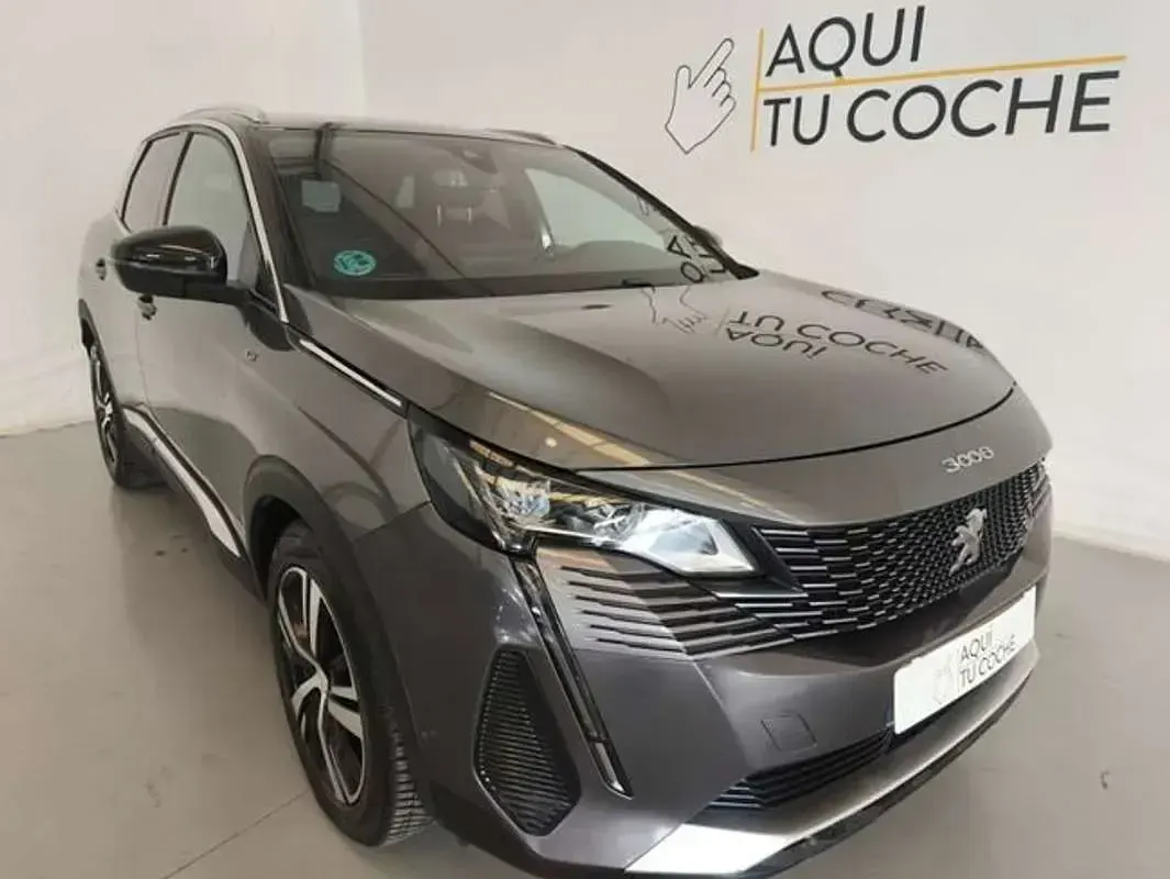 Usado Peugeot 3008 GT 131 CV (96 kW) 2022 Gris SUV