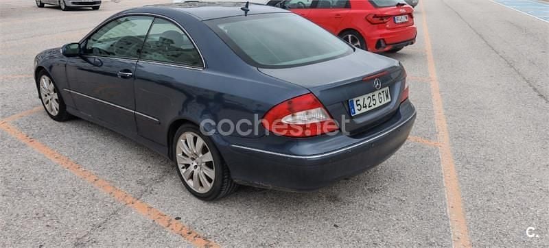 Usado Mercedes CLK320 Elegance 224 CV (164 kW) 2006 Azul Coupe