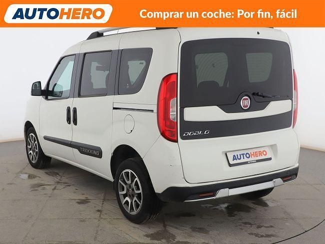 Usado Fiat Doblò Trekking 120 CV (88 kW) 2019 Blanco Monovolumen