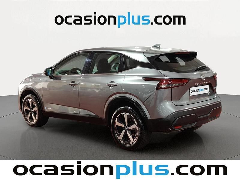 Usado Nissan Qashqai Acenta 190 CV (139 kW) 2024 Gris SUV