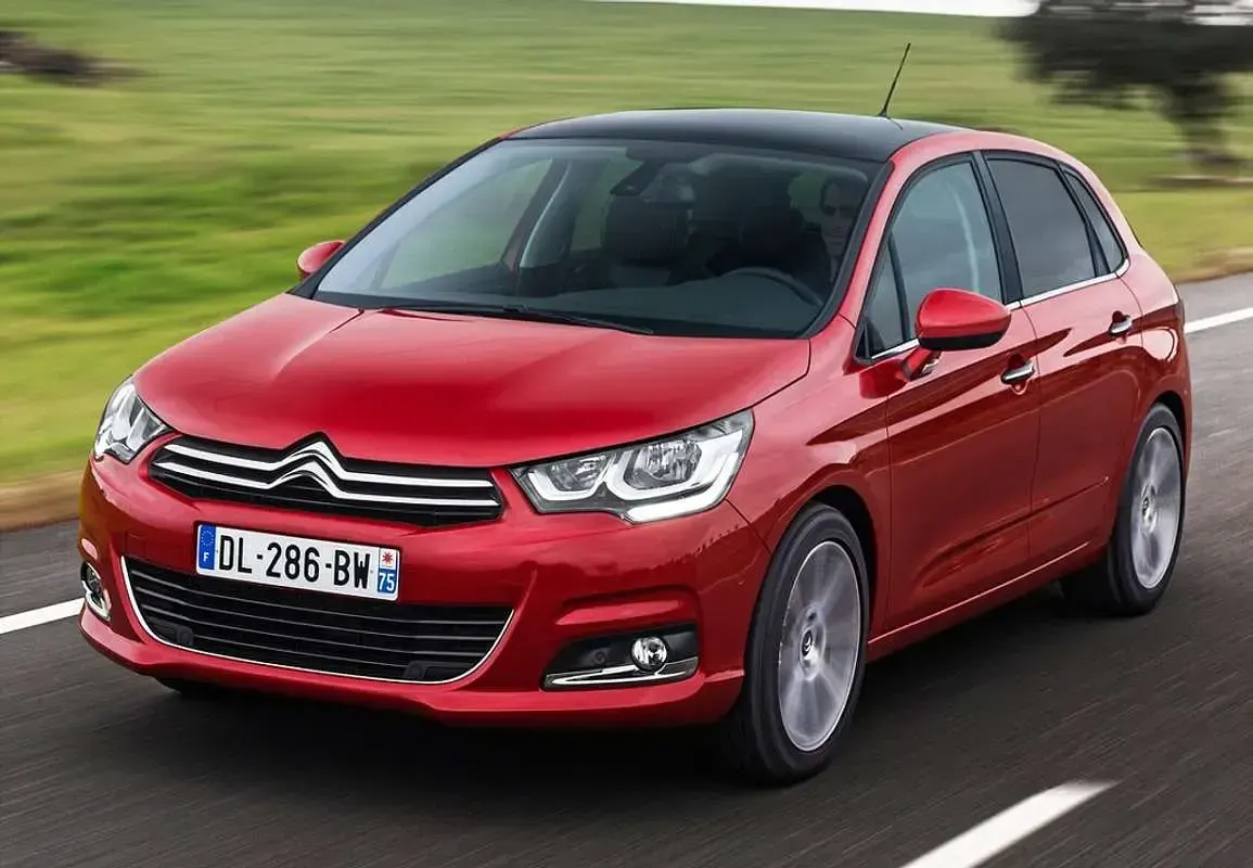 Usado Citroën C4 Live 99 CV (72 kW) 2017 Negro Utilitario