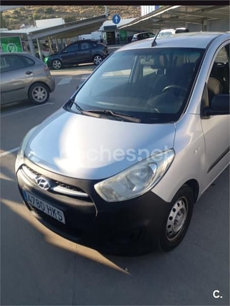 Usado Hyundai i10 Classic 69 CV (50 kW) 2012 Gris / plata Utilitario