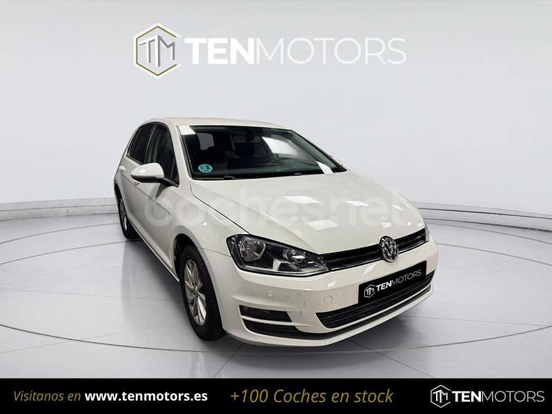 Blanco Usado 2017 VW Golf VII Business Berlina | 8499 € (Precio justo) - Imagen 1/4