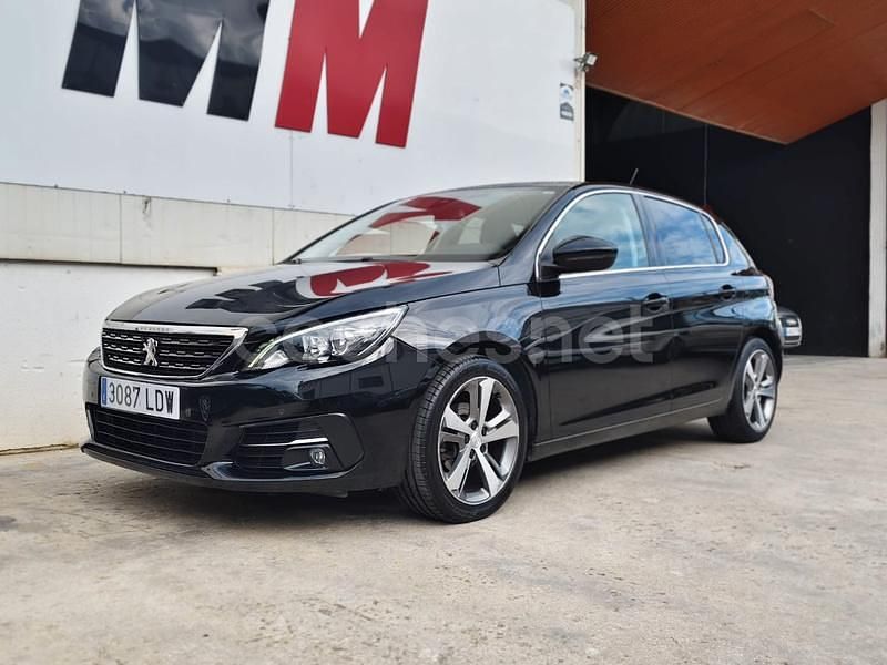 Usado Peugeot 308 SW Access 110 CV (80 kW) 2020 Negro Familiar