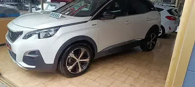 Usado Peugeot 3008 GT-line 130 CV (95 kW) 2019 Blanco SUV