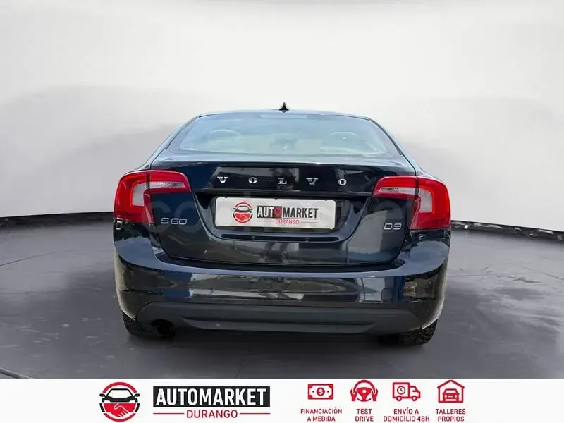 Usado Volvo S60 Kinetic 136 CV (100 kW) 2012 Negro Berlina