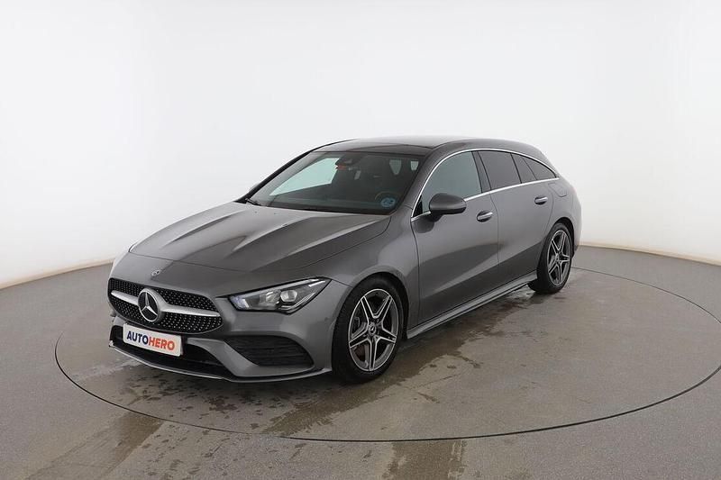 Gris Usado 2019 Mercedes CLA200 Shooting Brake AMG line Familiar | 28.999 € (Precio justo) - Imagen 1/3