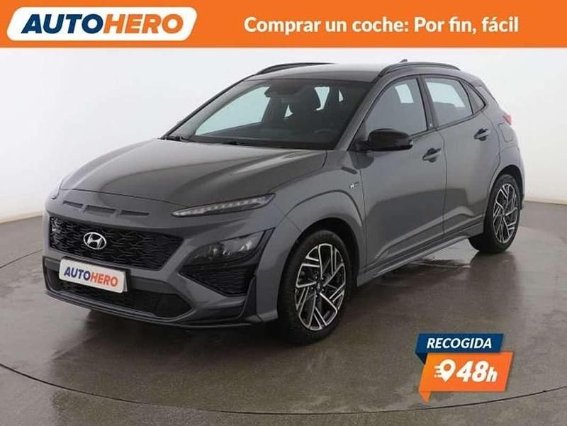 Usado Hyundai Kona N Line 120 CV (88 kW) 2022 Gris SUV