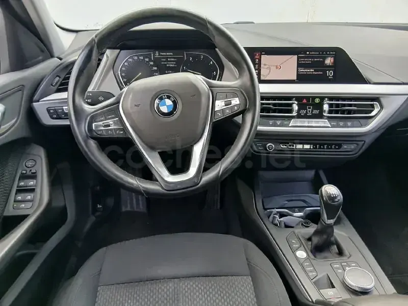 Usado BMW 116 Comfort Edition 116 CV (85 kW) 2020 Gris / plata Utilitario