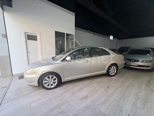 Gris / plata Usado 2006 Toyota Avensis Executive Berlina | 4950 € (Precio justo) - Imagen 1/4