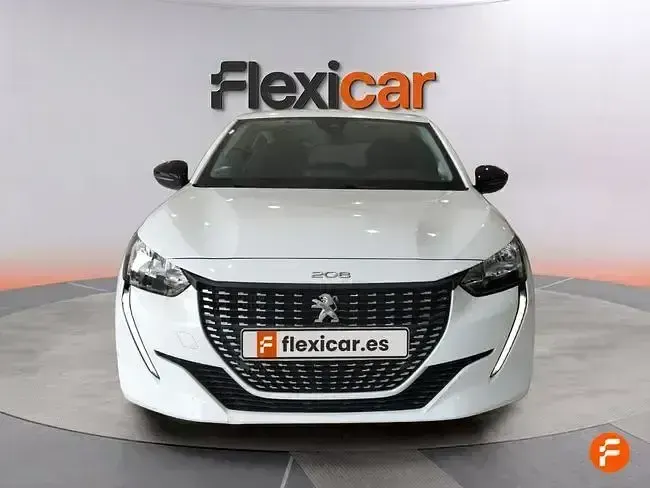 Usado Peugeot 208 Active 100 CV (73 kW) 2023 Blanco Utilitario