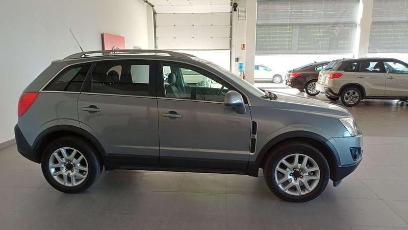 Usado Opel Antara Selective 163 CV (119 kW) 2013 Gris SUV
