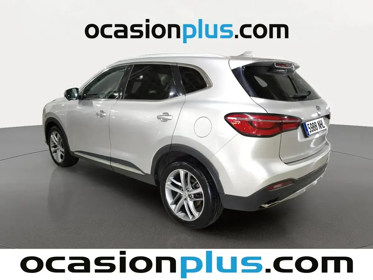 Usado MG HS Luxury 162 CV (119 kW) 2023 Gris / plata SUV