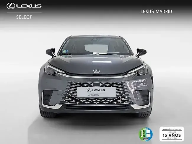 Usado Lexus LBX 136 CV (100 kW) 2025 Gris SUV