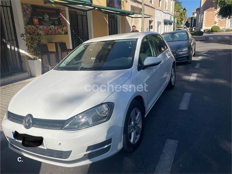 Blanco Usado 2014 VW Golf Edition Berlina | 12.000 € (Precio justo) - Imagen 1/4