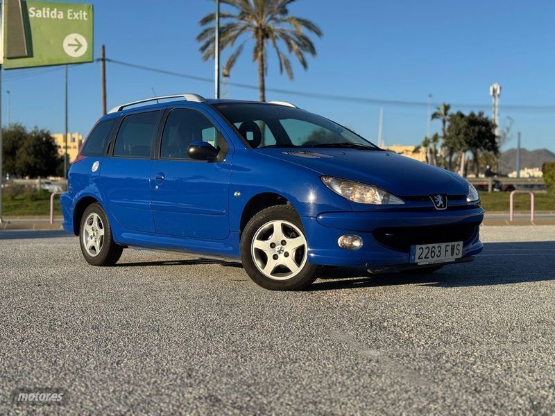 Azul Usado 2007 Peugeot 206 Familiar | 2900 € (Buen precio) - Imagen 1/4