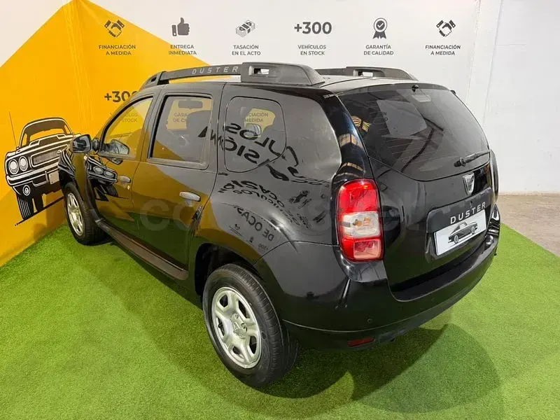 Usado Dacia Duster Ambiance 125 CV (91 kW) 2017 Negro SUV