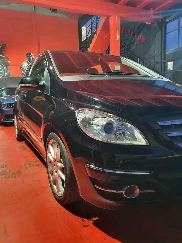 Negro Usado 2009 Mercedes B200 Monovolumen | 8900 € (Precio justo) - Imagen 1/4