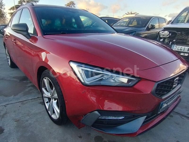 Granate Usado 2021 Seat Leon FR Familiar | 13.900 € (Buen precio) - Imagen 1/4