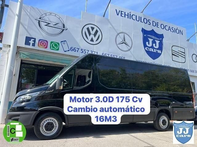 Negro Usado 2022 Iveco Daily Van | 38.700 € - Imagen 1/4