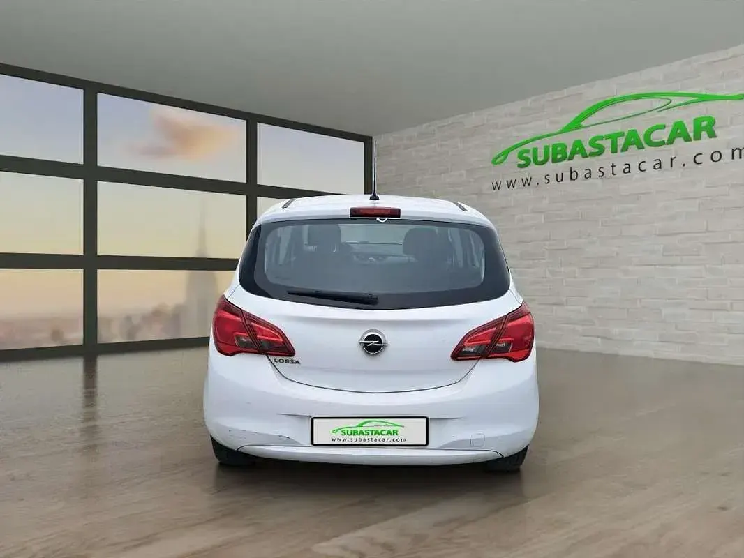 Usado Opel Corsa Business 75 CV (55 kW) 2018 Blanco Utilitario