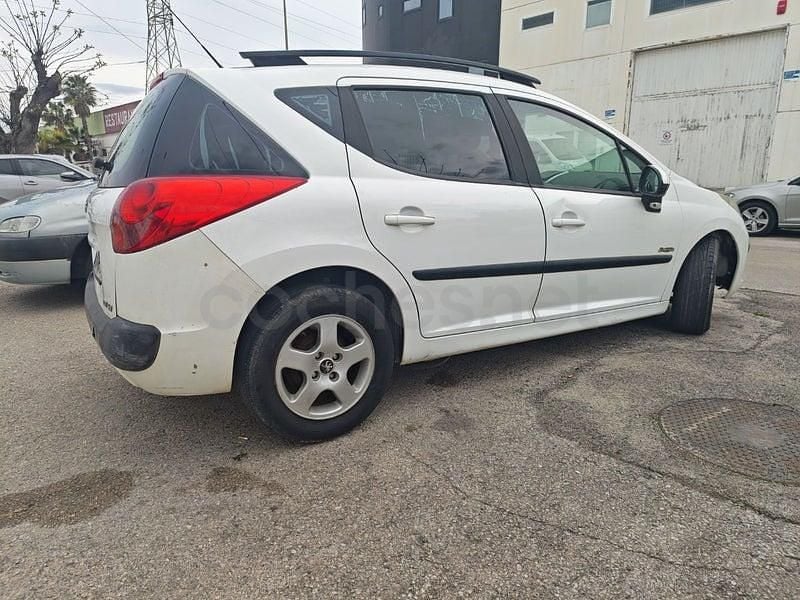 Usado Peugeot 207 Active 120 CV (88 kW) 2006 Blanco Berlina