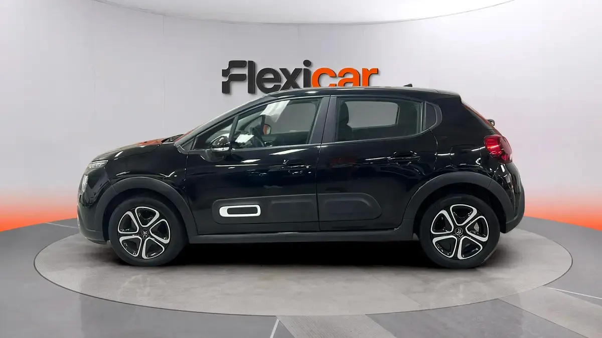Usado Citroën C3 101 CV (74 kW) 2024 Negro Berlina