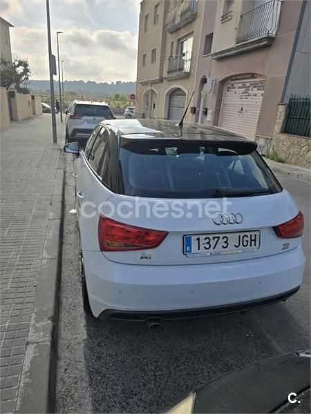 Usado Audi A1 Sportback 90 CV (66 kW) 2015 Blanco Utilitario