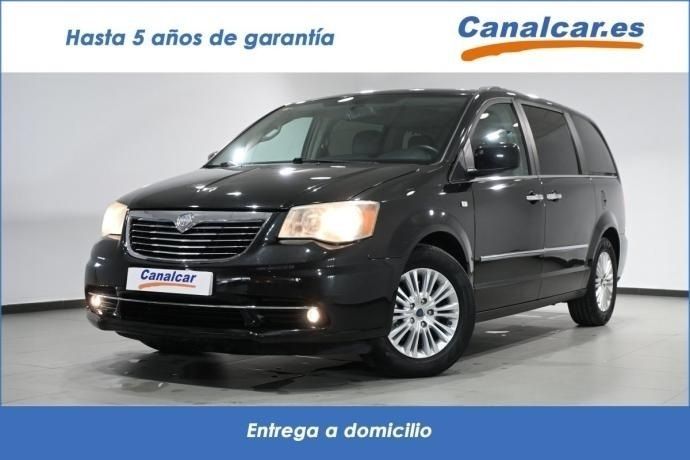 Negro Usado 2012 Lancia Voyager Gold Monovolumen | 12.411 € (Precio justo) - Imagen 1/4