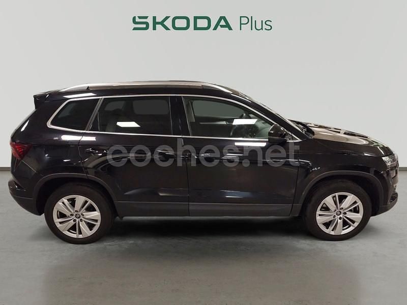 Usado Skoda Karoq Selection 150 CV (110 kW) 2025 Negro SUV