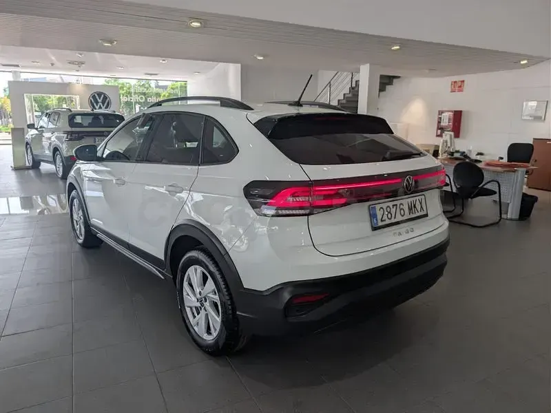 Usado VW Taigo Life 110 CV (80 kW) 2023 Blanco SUV