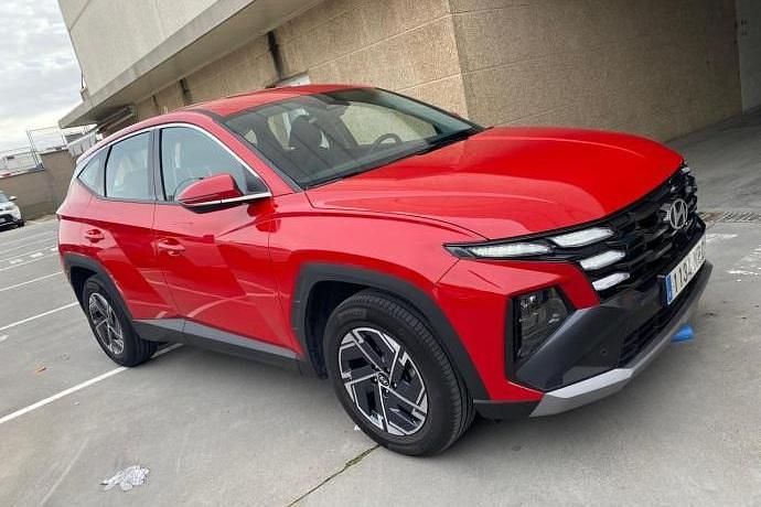 Usado Hyundai Tucson 160 CV (117 kW) 2025 Rojo SUV