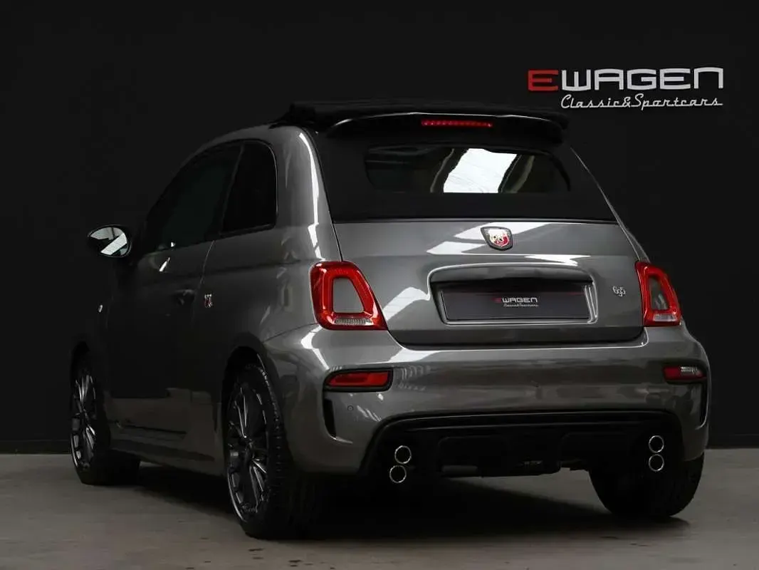 Usado Abarth 695C 180 CV (132 kW) 2024 Gris Descapotable