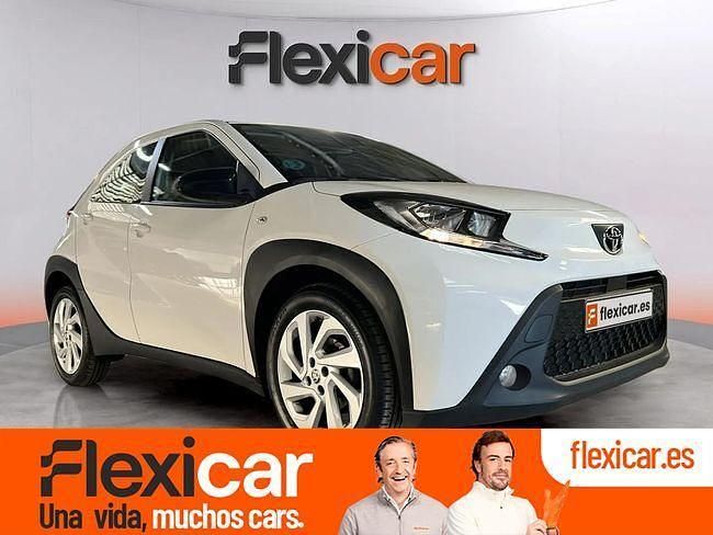 Blanco Usado 2022 Toyota Aygo Play Utilitario | 13.490 € (Precio justo) - Imagen 1/4
