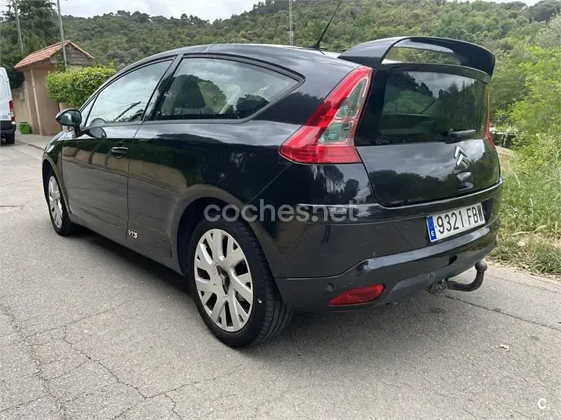 Usado Citroën C4 VTR Sport 110 CV (80 kW) 2006 Negro Berlina