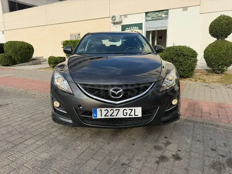 Usado Mazda 6 Active 163 CV (119 kW) 2010 Gris / plata Berlina