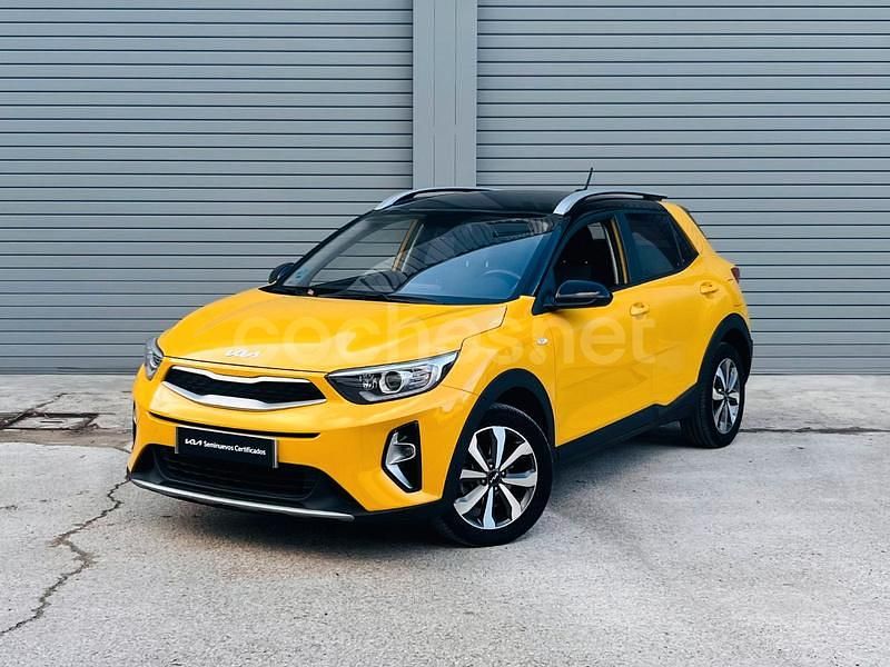 Amarillo Usado 2021 Kia Stonic SUV | 13.500 € (Precio justo) - Imagen 1/4