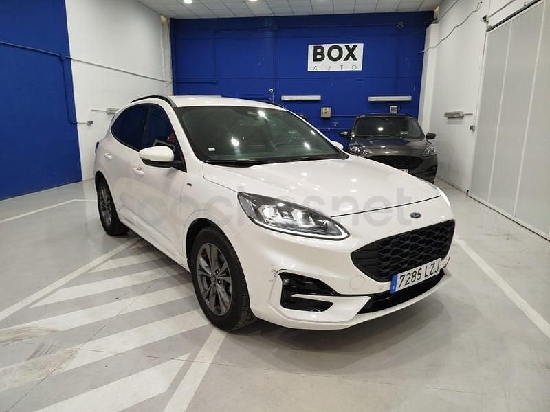 Usado Ford Kuga ST-Line 150 CV (110 kW) 2022 Blanco SUV