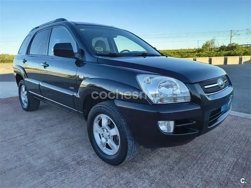 Usado Kia Sportage Active 140 CV (102 kW) 2010 Negro SUV