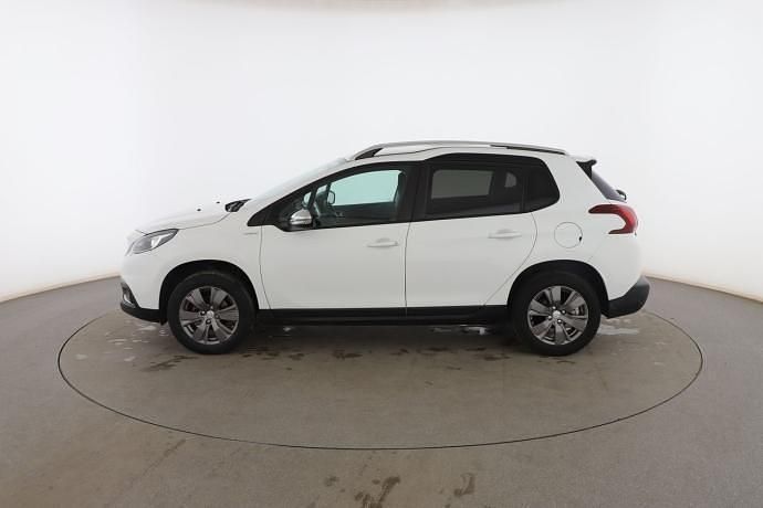 Usado Peugeot 2008 Style 82 CV (60 kW) 2018 Blanco SUV