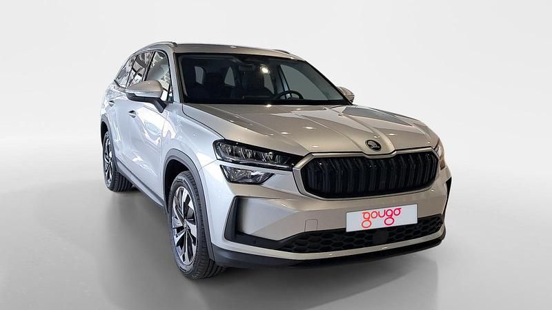 Usado Skoda Kodiaq Selection 150 CV (110 kW) 2025 Gris / plata SUV