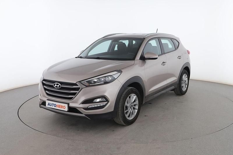 Gris Usado 2015 Hyundai Tucson SUV | 13.999 € (Caro) - Imagen 1/3