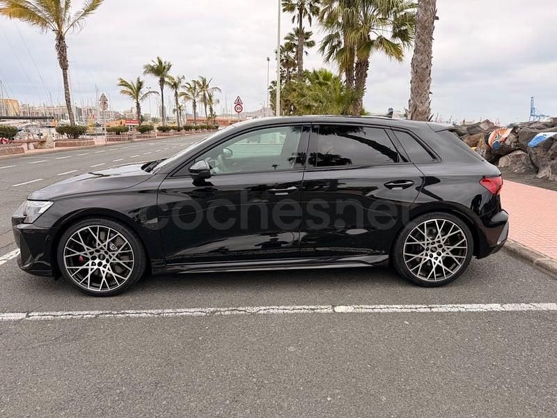 Usado Audi RS3 Sport 400 CV (294 kW) 2025 Negro Berlina
