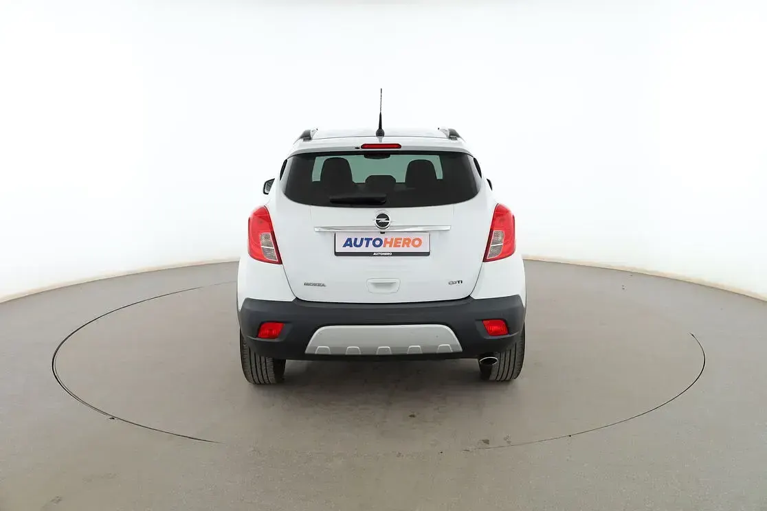 Usado Opel Mokka 136 CV (100 kW) 2015 Blanco SUV