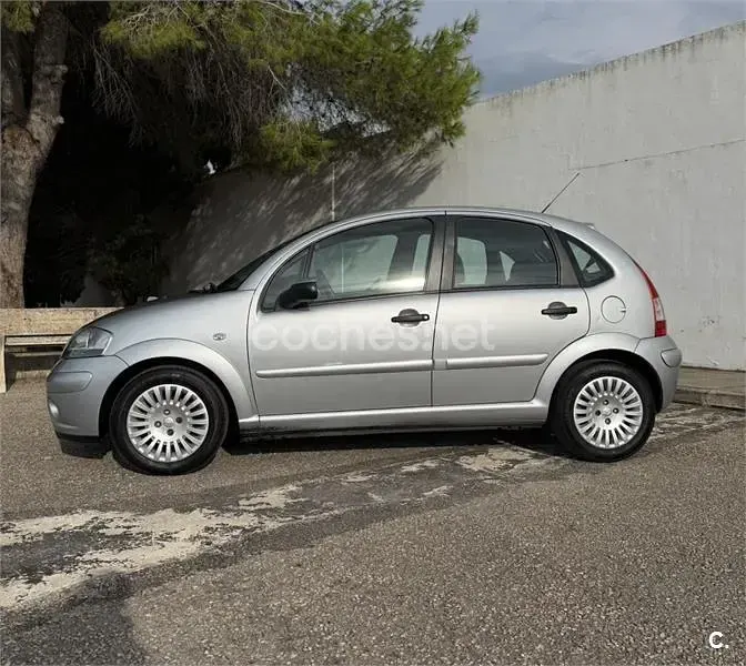Usado Citroën C3 70 CV (51 kW) 2007 Gris / plata Berlina